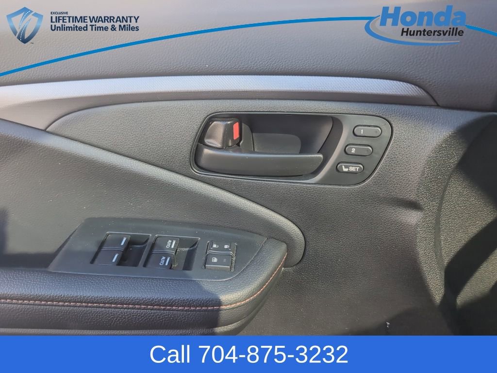 Used 2023 Honda Passport TrailSport image 27