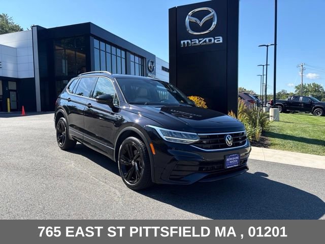 Used 2023 Volkswagen Tiguan SE R-Line