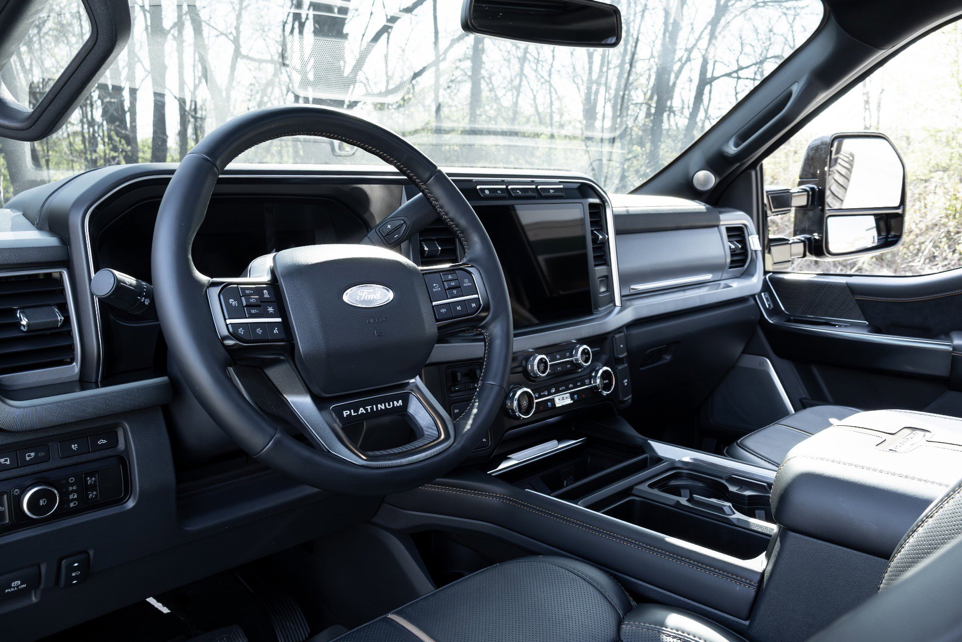 Used 2024 Ford F450 Platinum AWD/4WD image 9