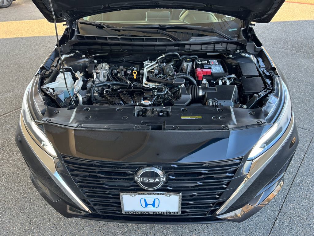 Used 2024 Nissan Altima 2.5 SV image 23