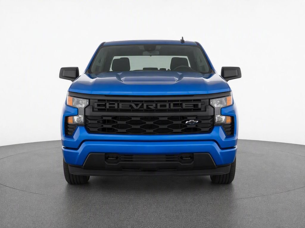 Used 2023 Chevrolet Silverado 1500 Custom AWD/4WD image 2