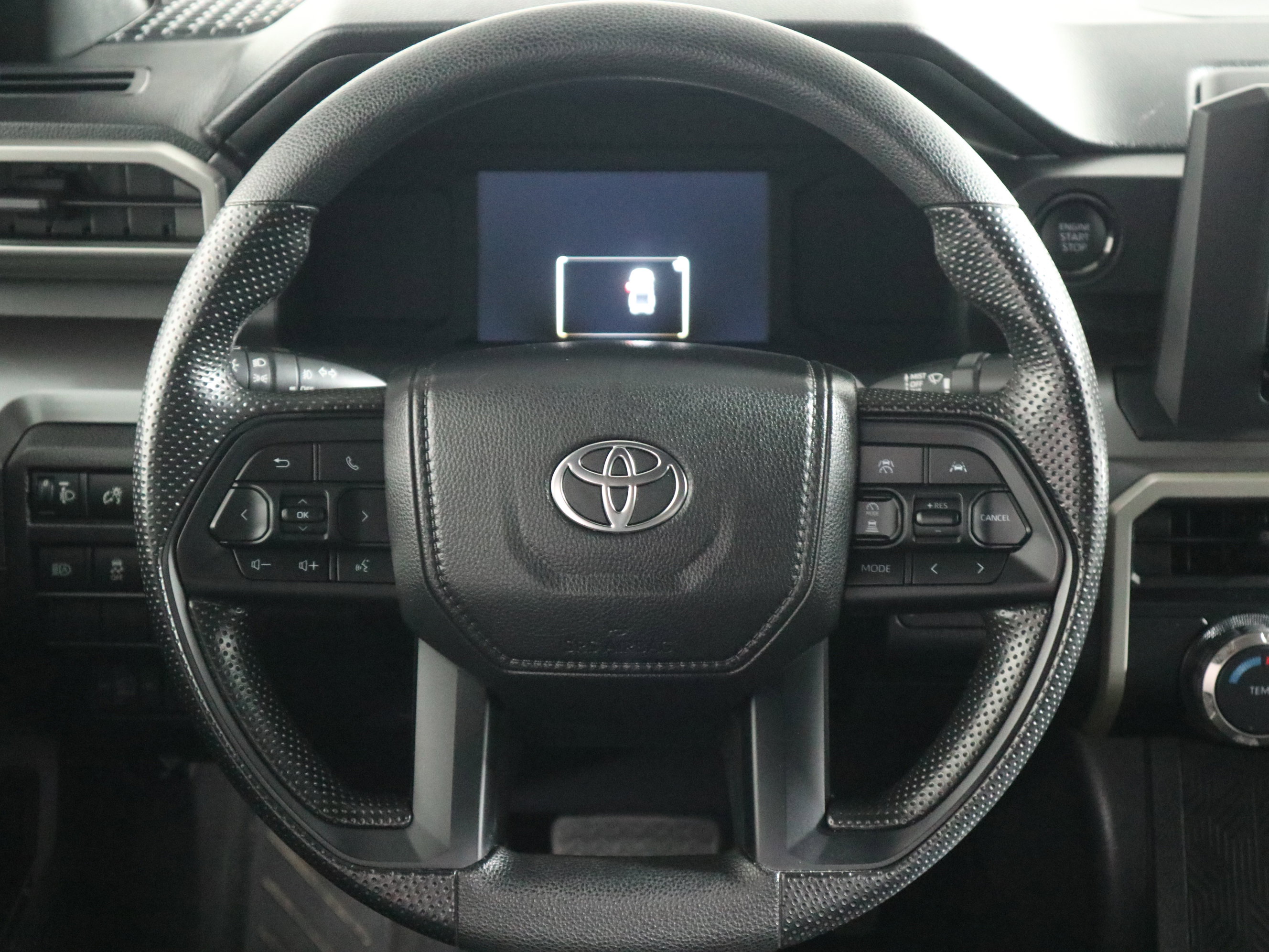 Used 2025 Toyota Tacoma SR5 AWD/4WD image 16