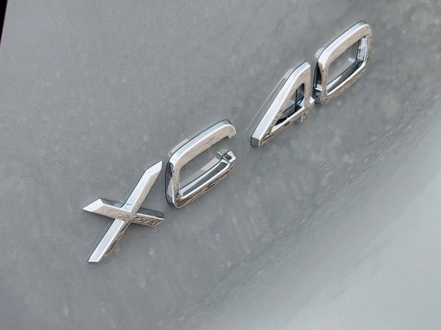 New 2026 Volvo XC40 B5 Plus w/ Protection Package Premier AWD/4WD image 16