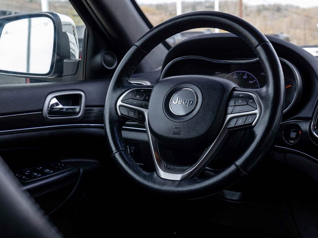 Used 2019 Jeep Grand Cherokee Limited AWD/4WD image 24