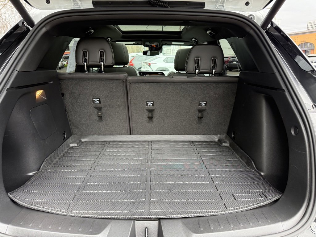 Used 2025 Chevrolet TrailBlazer ACTIV w/ Convenience Package image 9