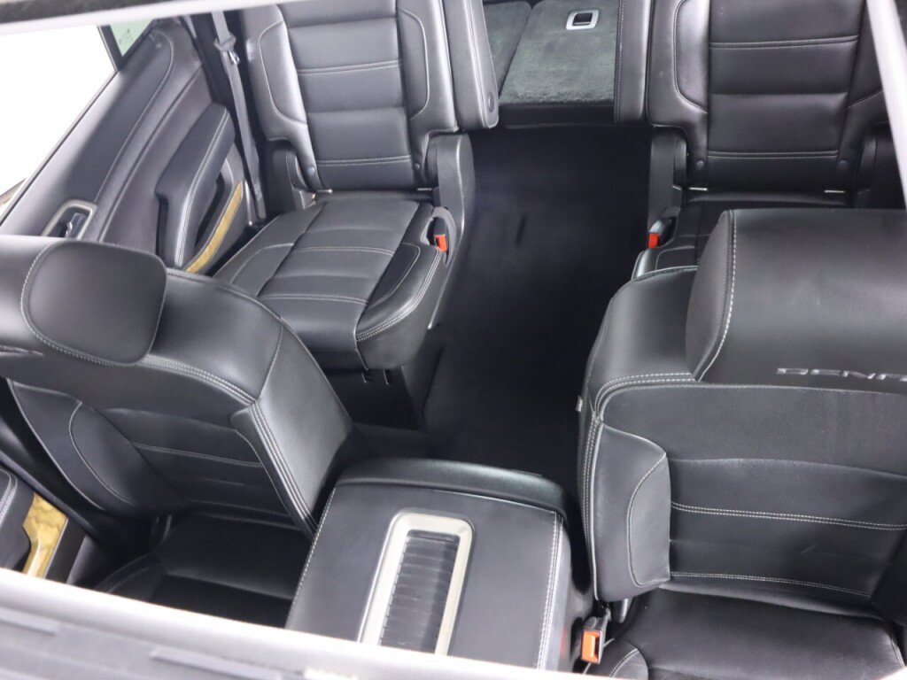 Used 2019 GMC Yukon Denali w/ Denali Ultimate Package image 30