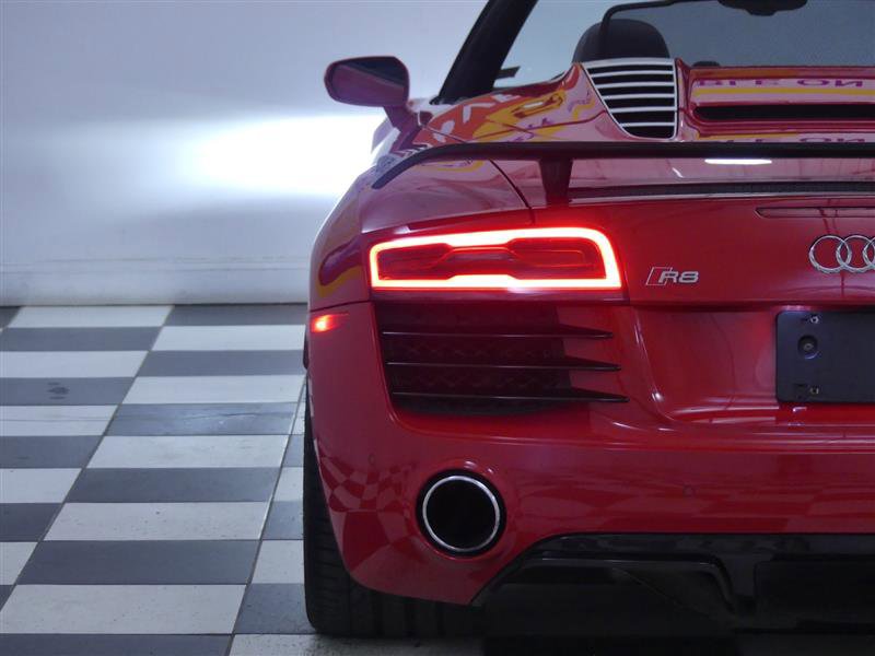 Used 2014 Audi R8 V8 w/ Convenience Package image 26