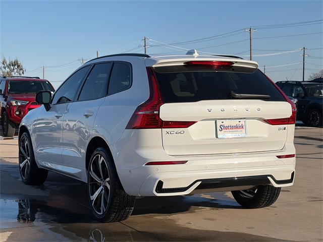 Used 2025 Volvo XC60 B5 Ultra w/ Protection Package Premier image 7