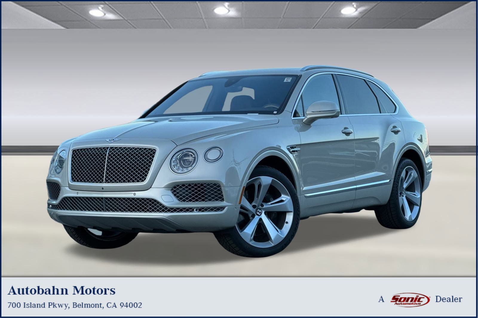 Used 2018 Bentley Bentayga image 1