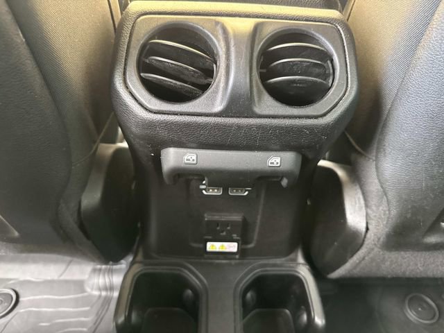Used 2021 Jeep Wrangler Unlimited Rubicon AWD/4WD image 16