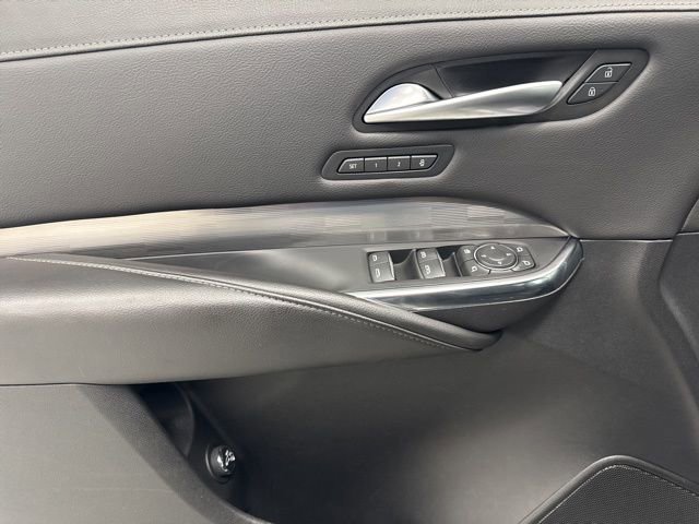 Used 2024 Cadillac XT4 Premium Luxury FWD image 9