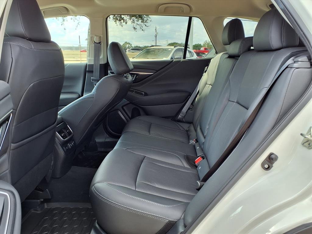 Used 2021 Subaru Outback Limited image 5