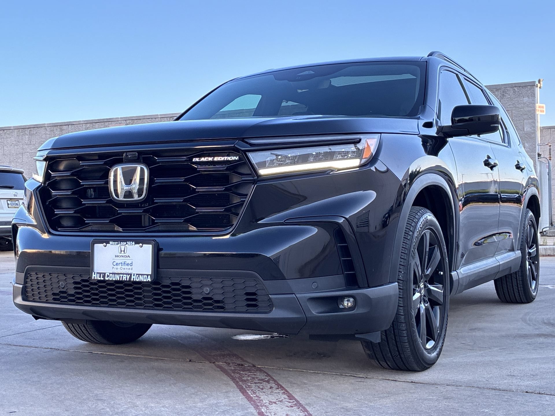 Certified 2025 Honda Pilot Black Edition image 11