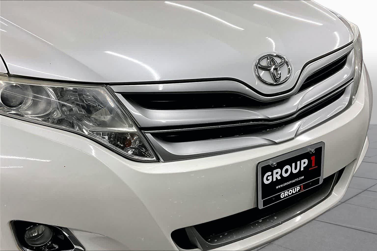 Used 2015 Toyota Venza XLE w/ XLE Premium Package FWD image 30