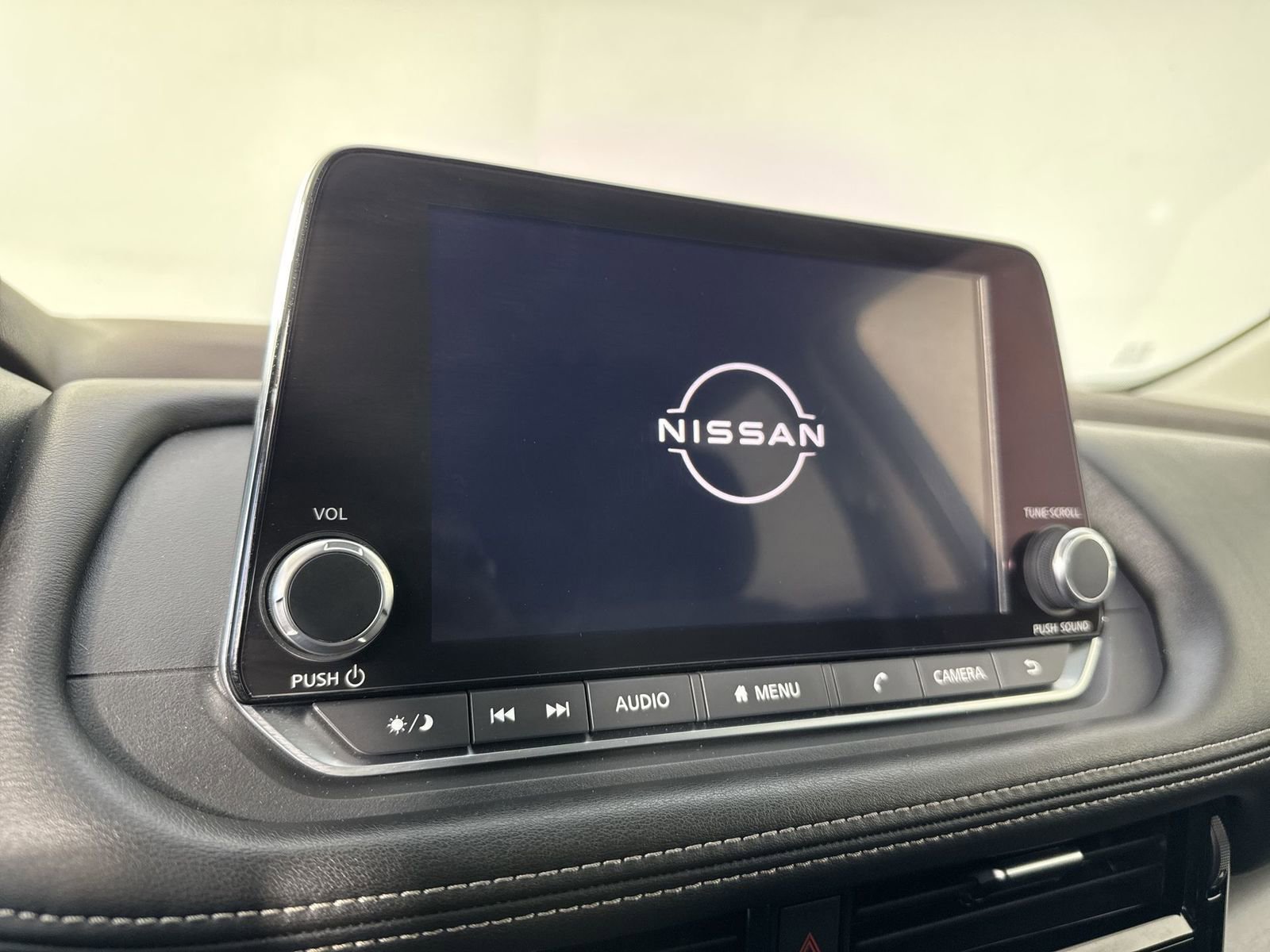Certified 2022 Nissan Rogue SV AWD/4WD image 6