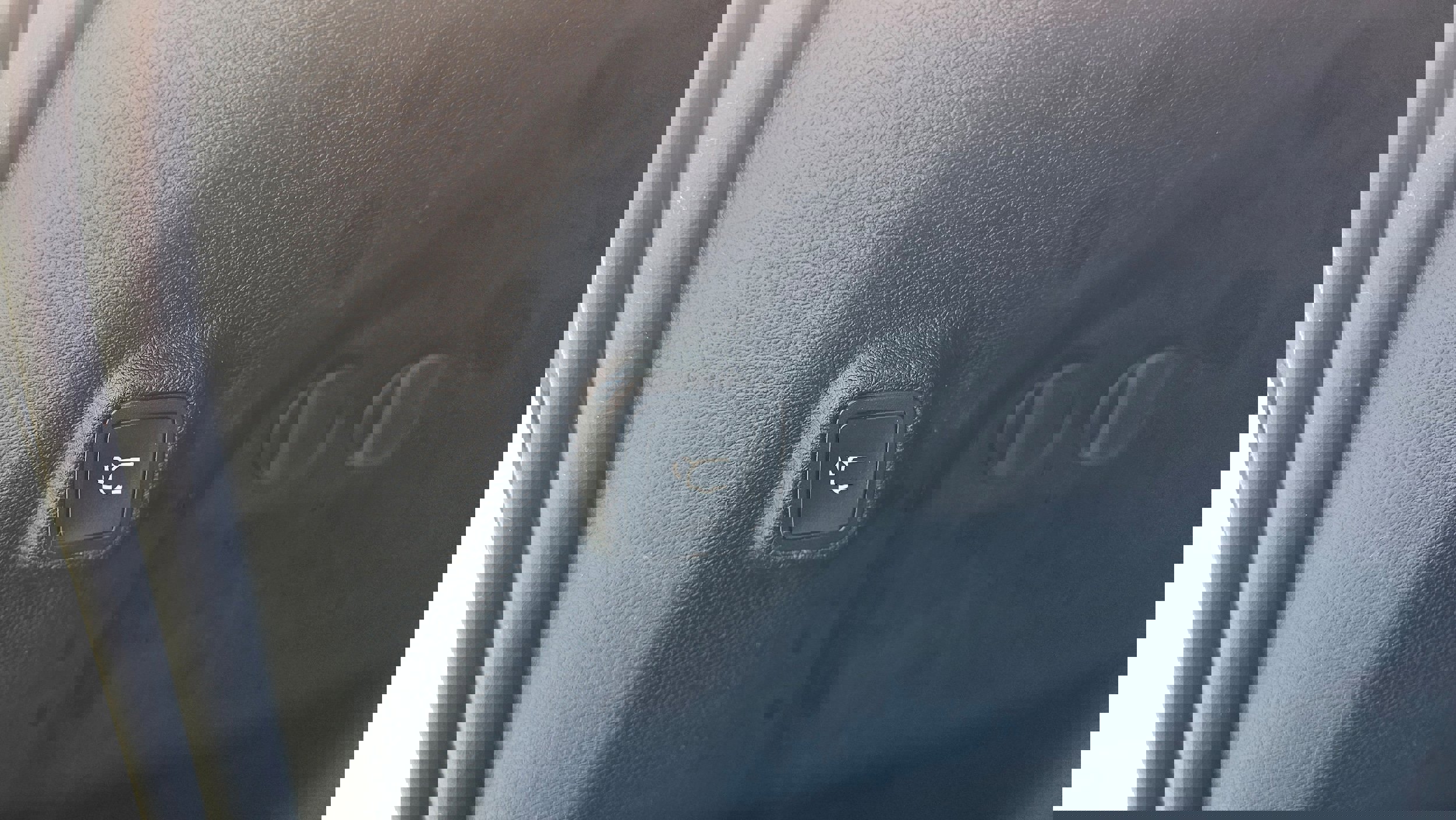 Used 2020 Jeep Cherokee Limited image 16