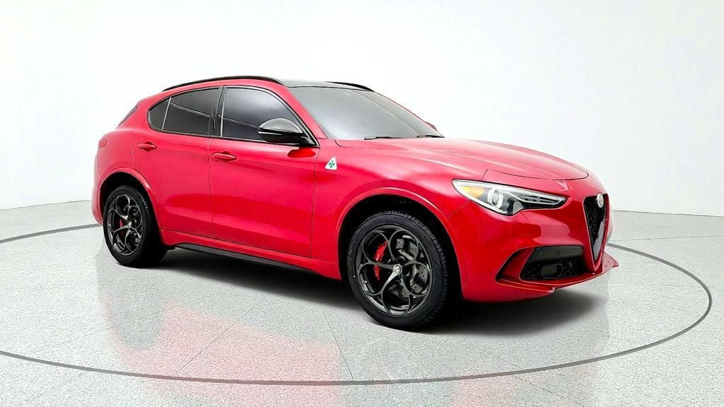 Used 2022 Alfa Romeo Stelvio Quadrifoglio w/ Active Assist Plus Package AWD/4WD image 3