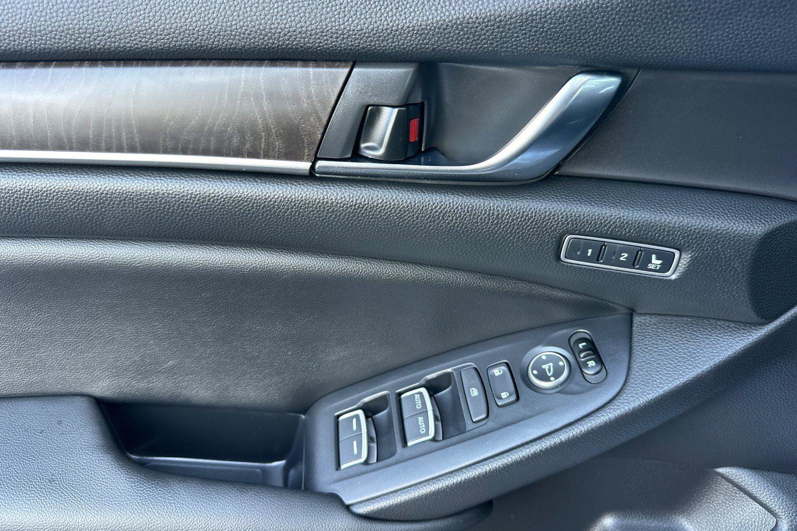 Certified 2020 Honda Accord Touring image 10