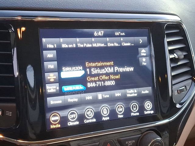 Used 2022 Jeep Grand Cherokee Laredo E w/ Security & Convenience Group image 13