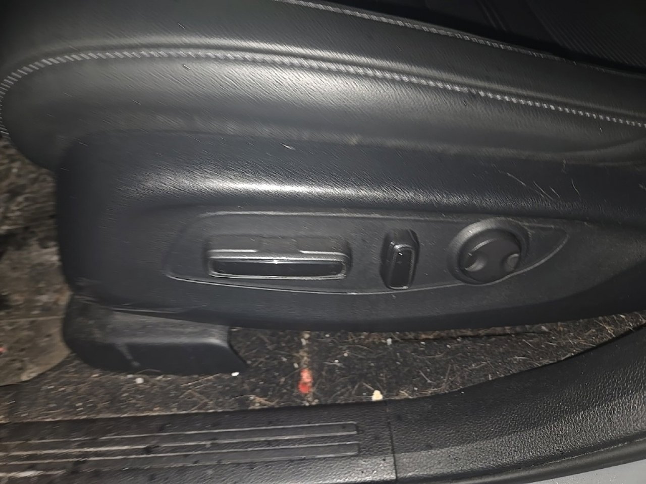 Used 2024 Honda CR-V EX-L image 12