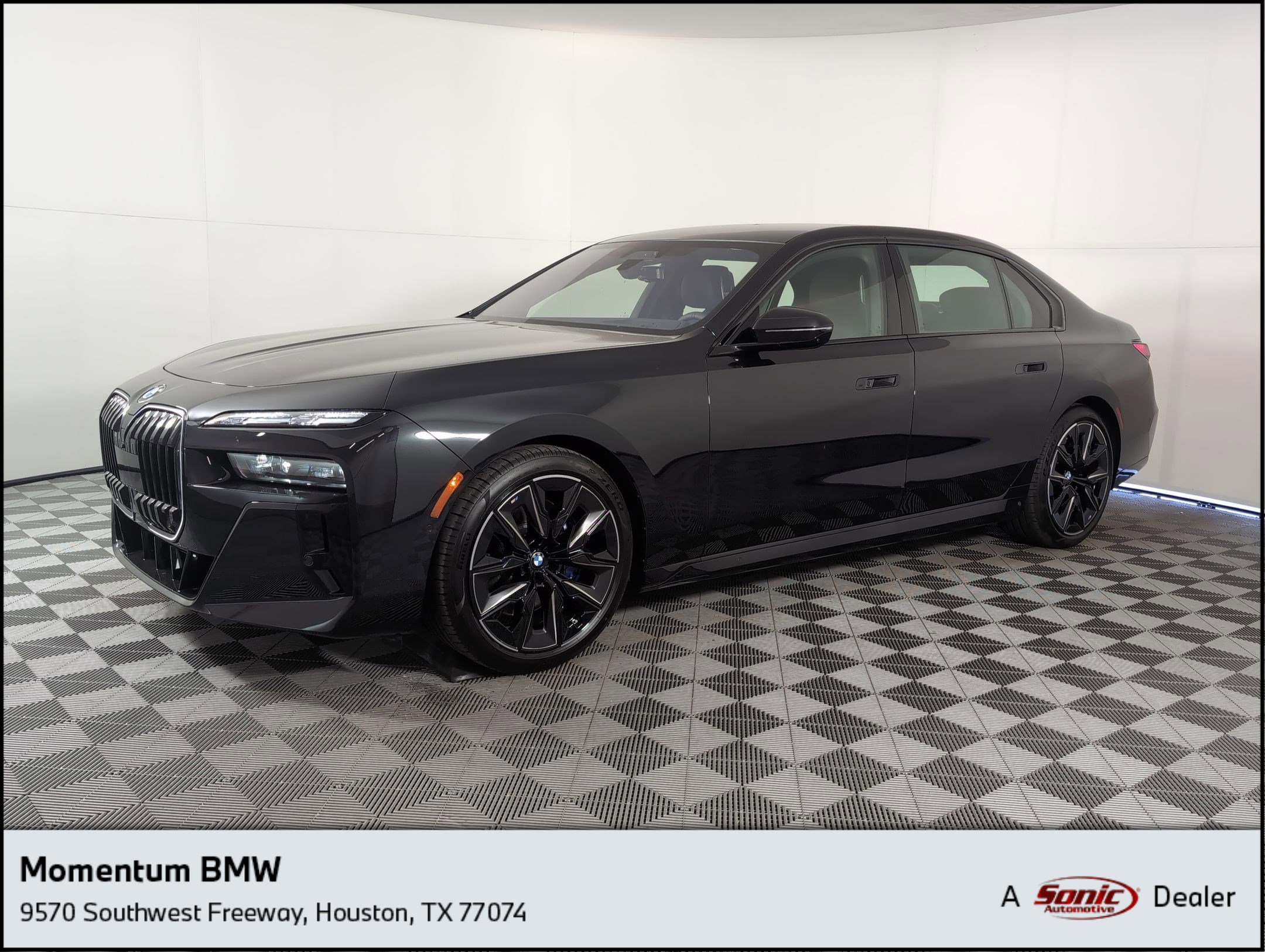 New 2025 BMW 740i xDrive w/ Executive Package