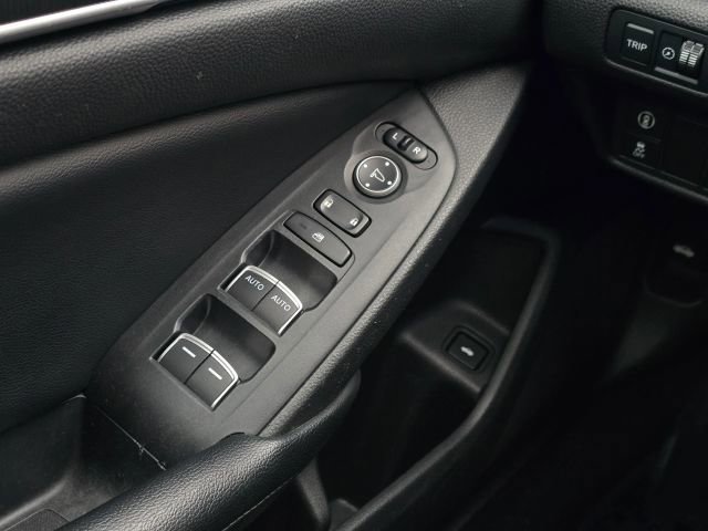 Used 2018 Honda Accord Sport image 29