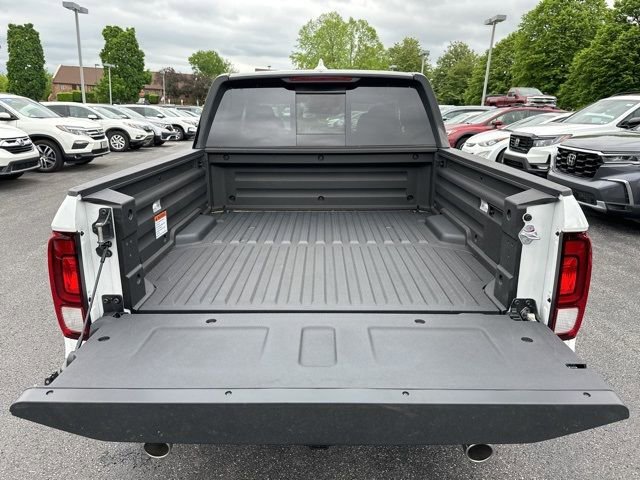 New 2026 Honda Ridgeline Black Edition image 13