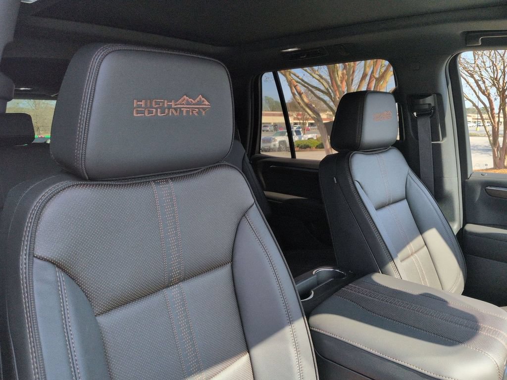 New 2026 Chevrolet Tahoe High Country AWD/4WD image 19