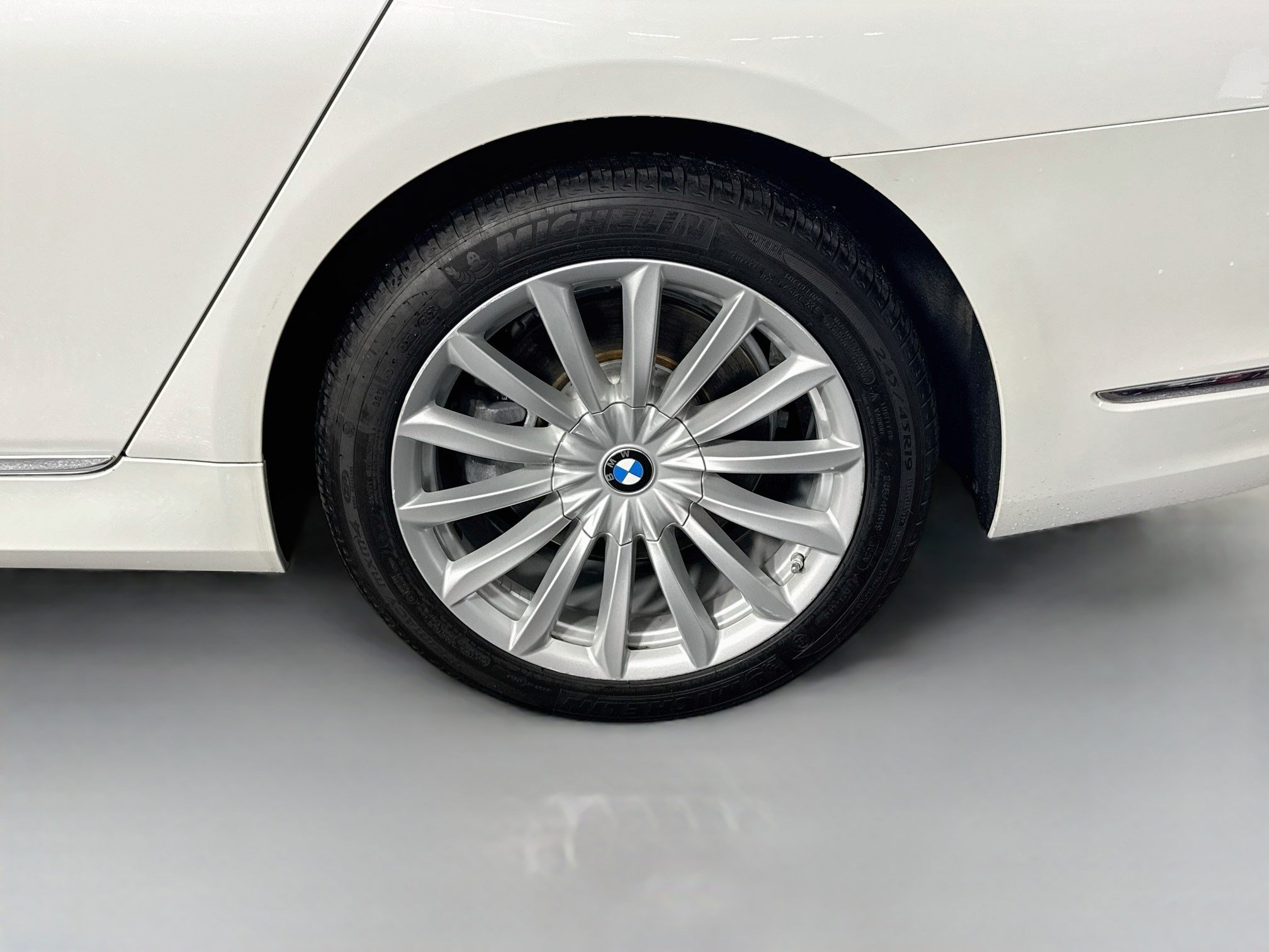 Used 2020 BMW 740i RWD image 37