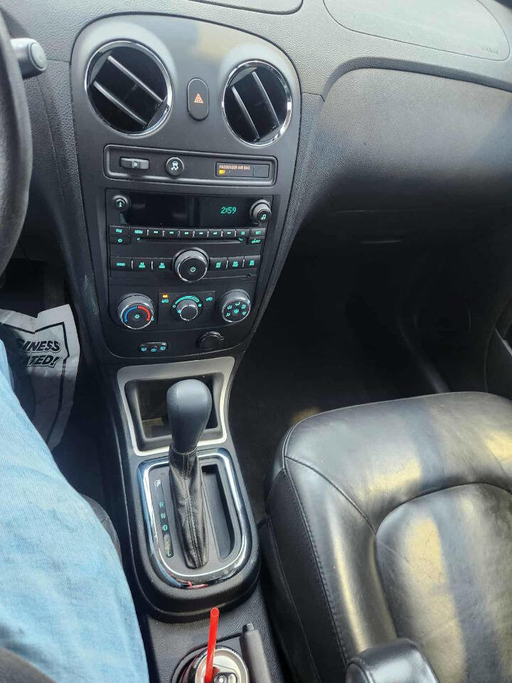 Used 2010 Chevrolet HHR LS image 25