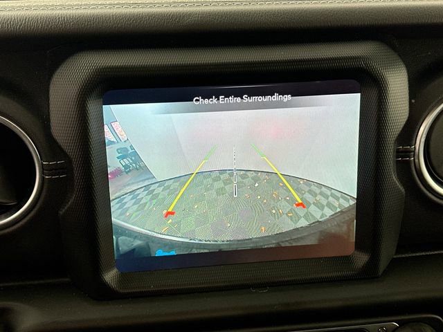 Used 2022 Jeep Wrangler Unlimited Sahara w/ Cold Weather Group image 13