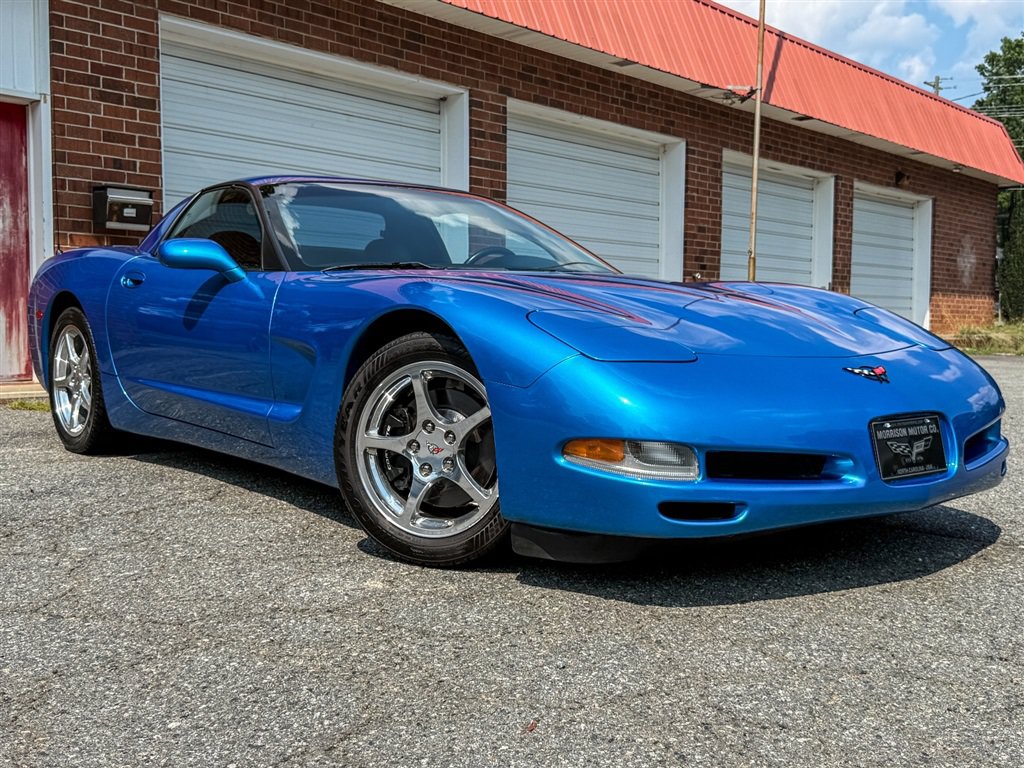 Used 1999 Chevrolet Corvette Coupe w/ Lighting Pkg RWD image 22