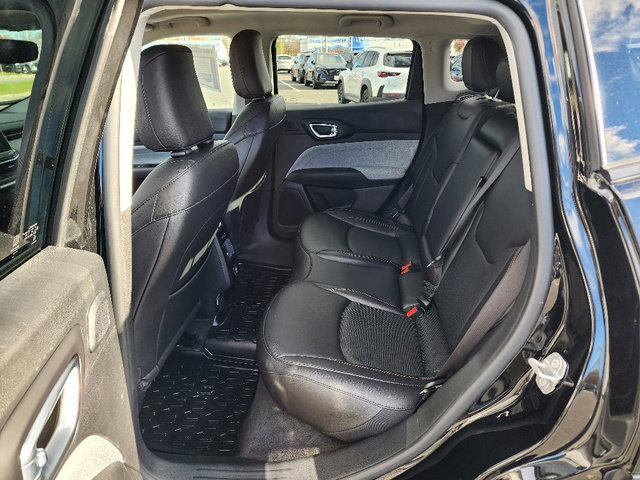 Certified 2022 Jeep Compass Latitude w/ Sun and Sound Group image 32