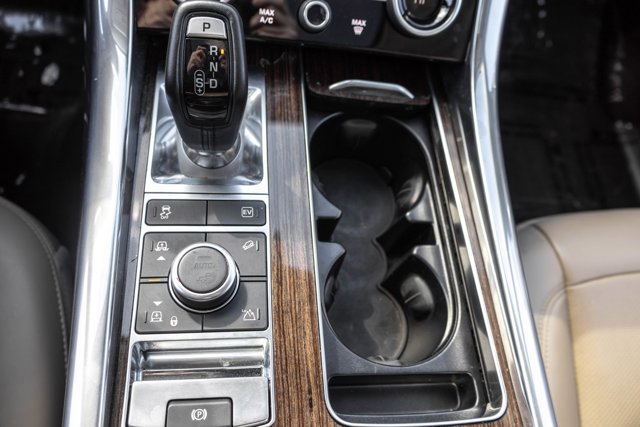 Used 2020 Land Rover Range Rover Sport HSE image 23