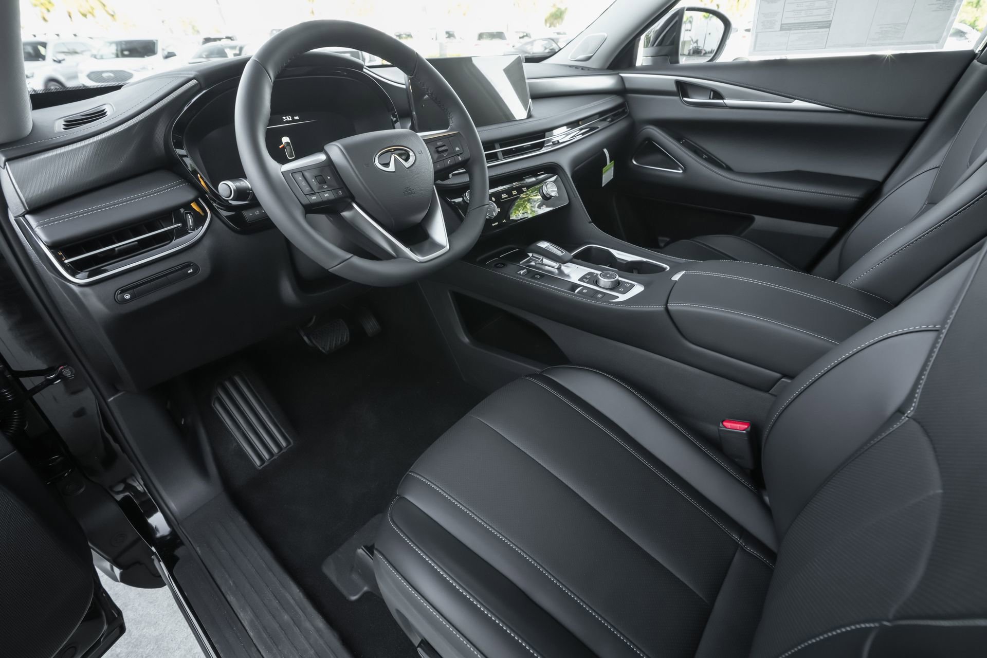 New 2026 INFINITI QX60 Luxe w/ Cargo Package image 5