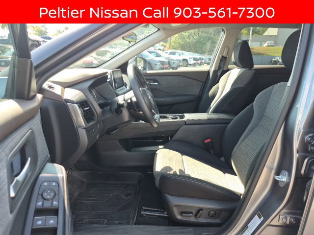 Certified 2022 Nissan Rogue SV AWD/4WD image 8