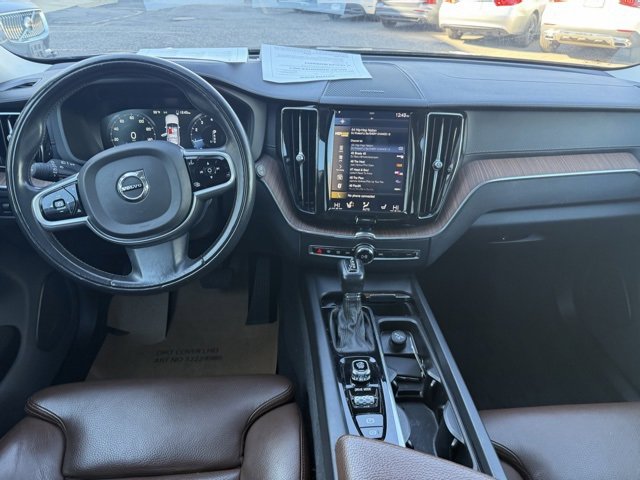 Used 2019 Volvo XC60 T6 Inscription w/ Protection Package image 2