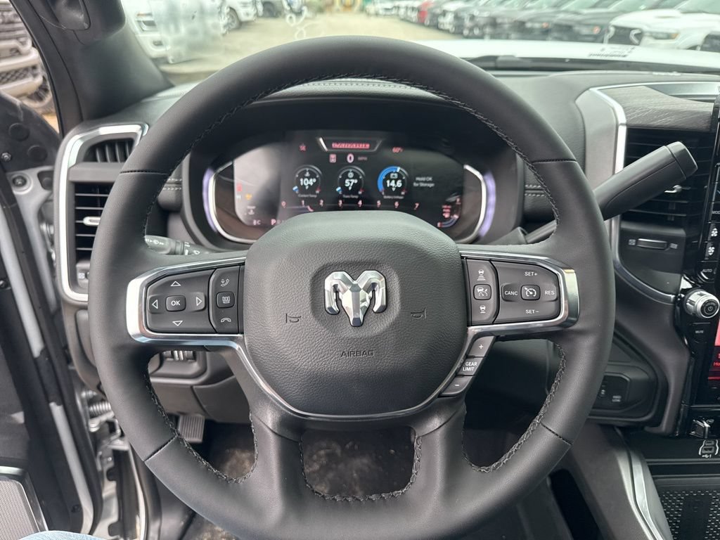 New 2026 RAM 2500 Laramie AWD/4WD image 10