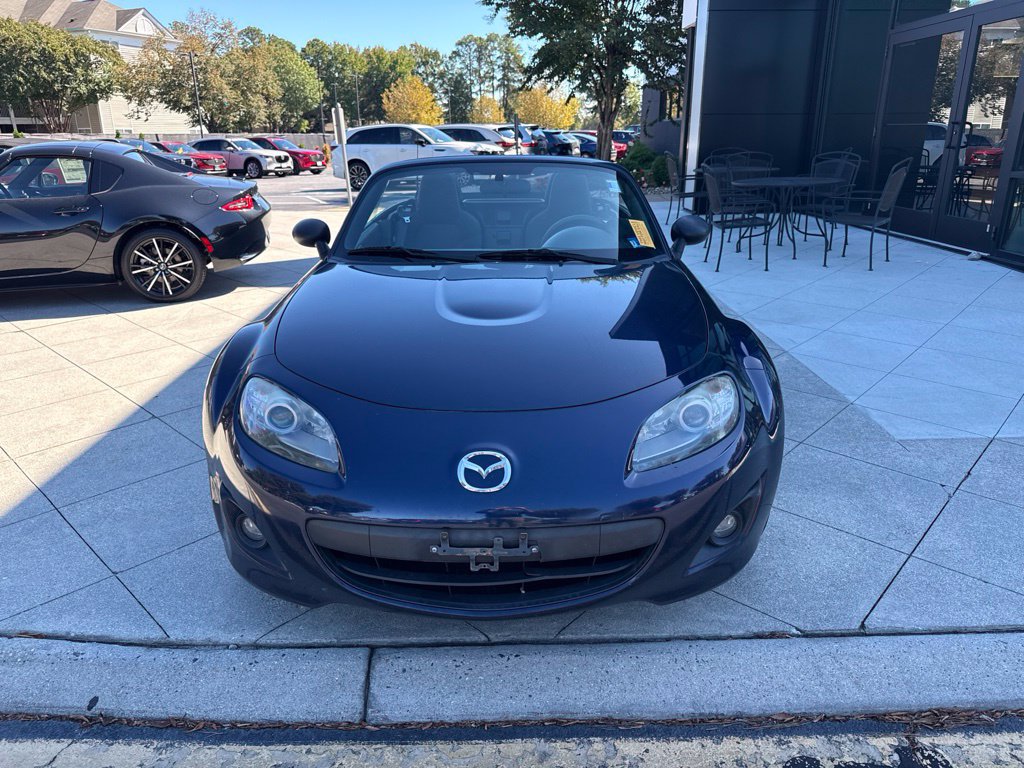 Used 2012 MAZDA MX-5 Miata Sport RWD image 2