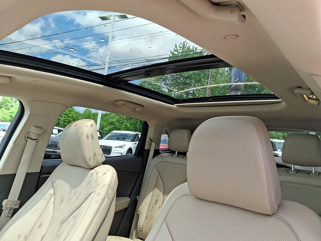 Certified 2023 Lincoln Nautilus Reserve AWD/4WD image 14