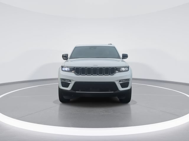 Used 2022 Jeep Grand Cherokee Limited 4xe w/ Luxury Tech Group II AWD/4WD image 3
