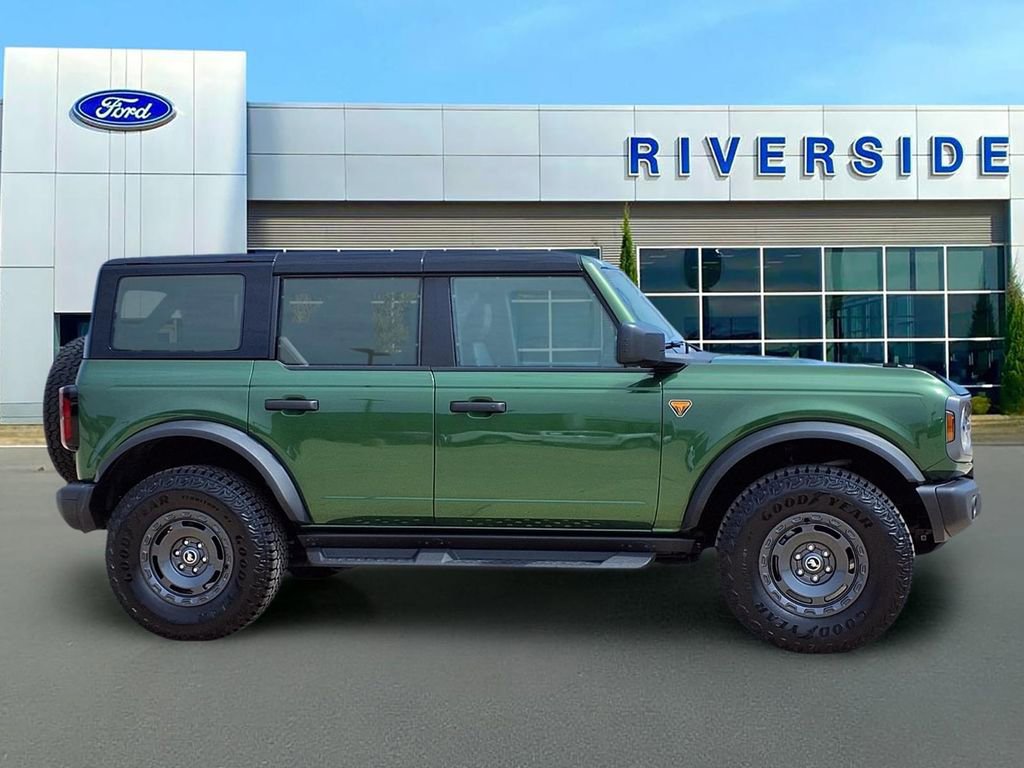 Certified 2025 Ford Bronco Badlands w/ Sasquatch Package image 8