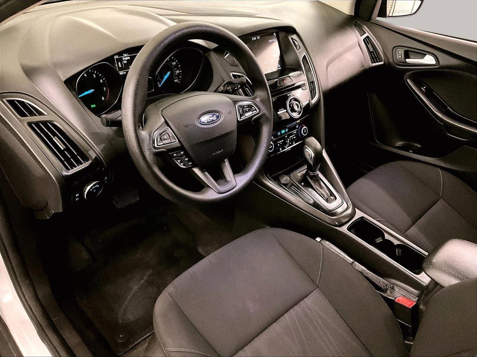 Used 2018 Ford Focus SEL image 12