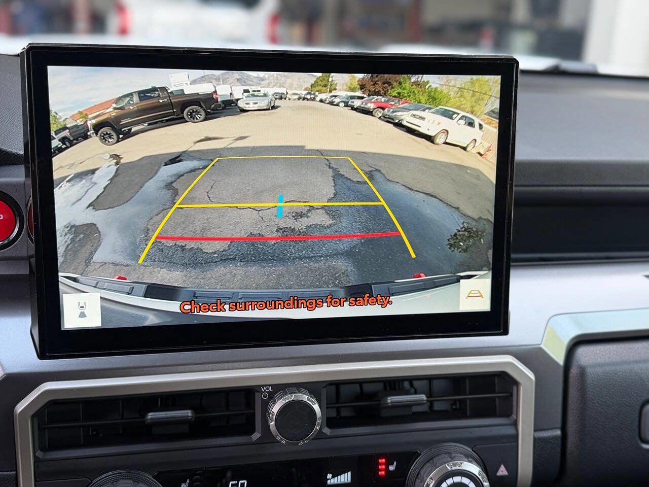 Used 2024 Toyota Tacoma TRD Off-Road w/ TRD Off Road Upgrade Package image 26