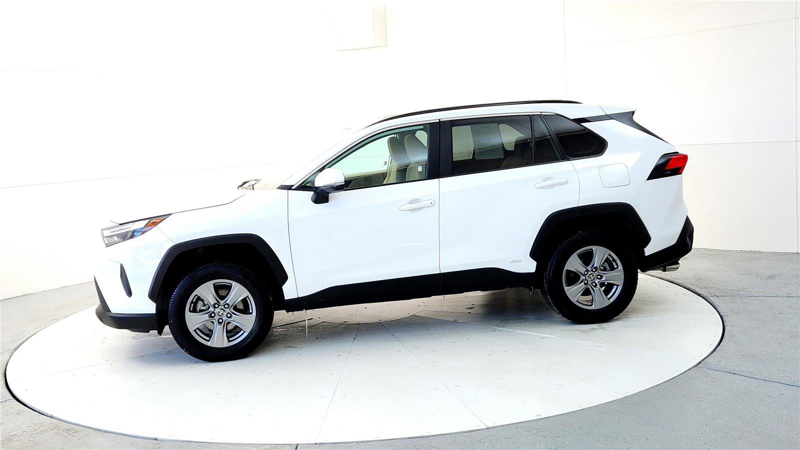 Certified 2024 Toyota RAV4 XLE image 3