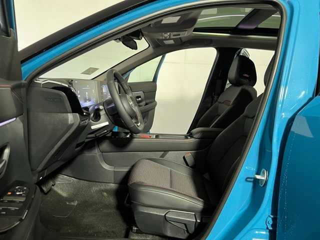 New 2026 Nissan Kicks SR w/ SR Premium Package image 13