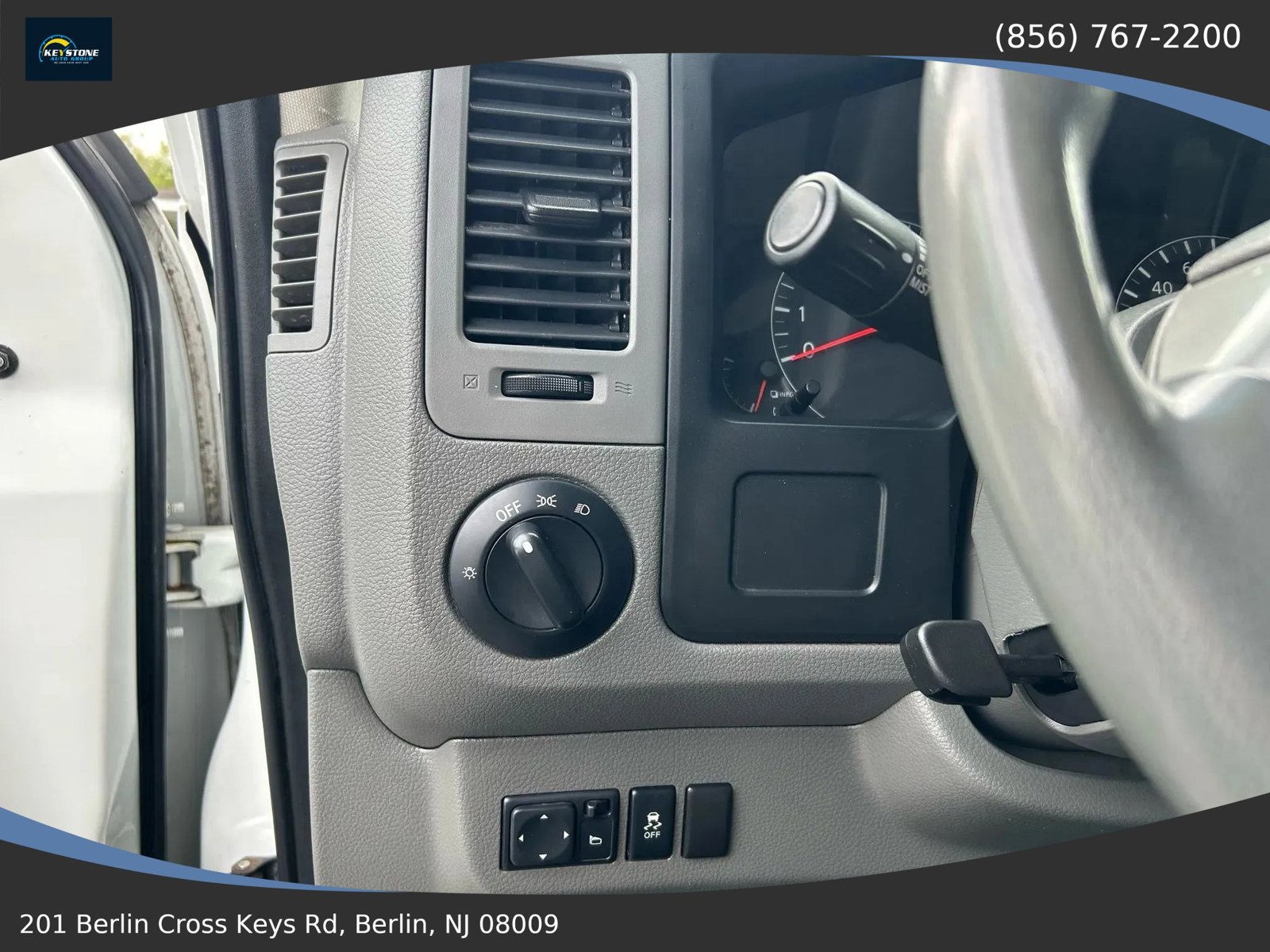 Used 2018 Nissan NV 2500 SV RWD image 18