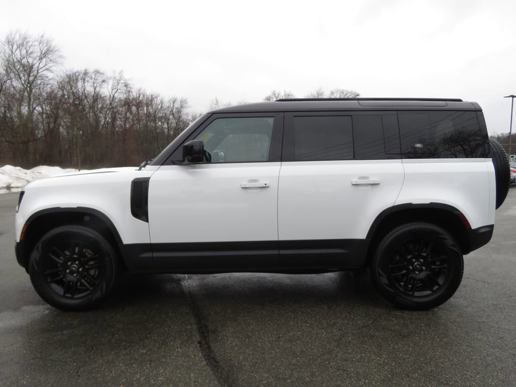 Used 2022 Land Rover Defender 110 SE image 8