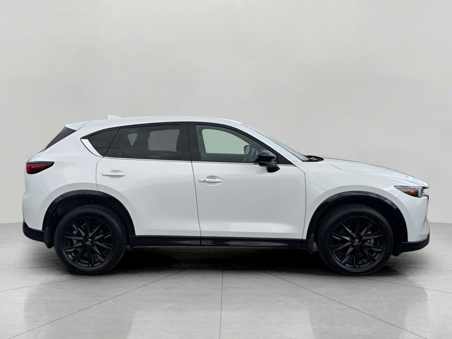Used 2024 MAZDA CX-5 Carbon Edition image 9