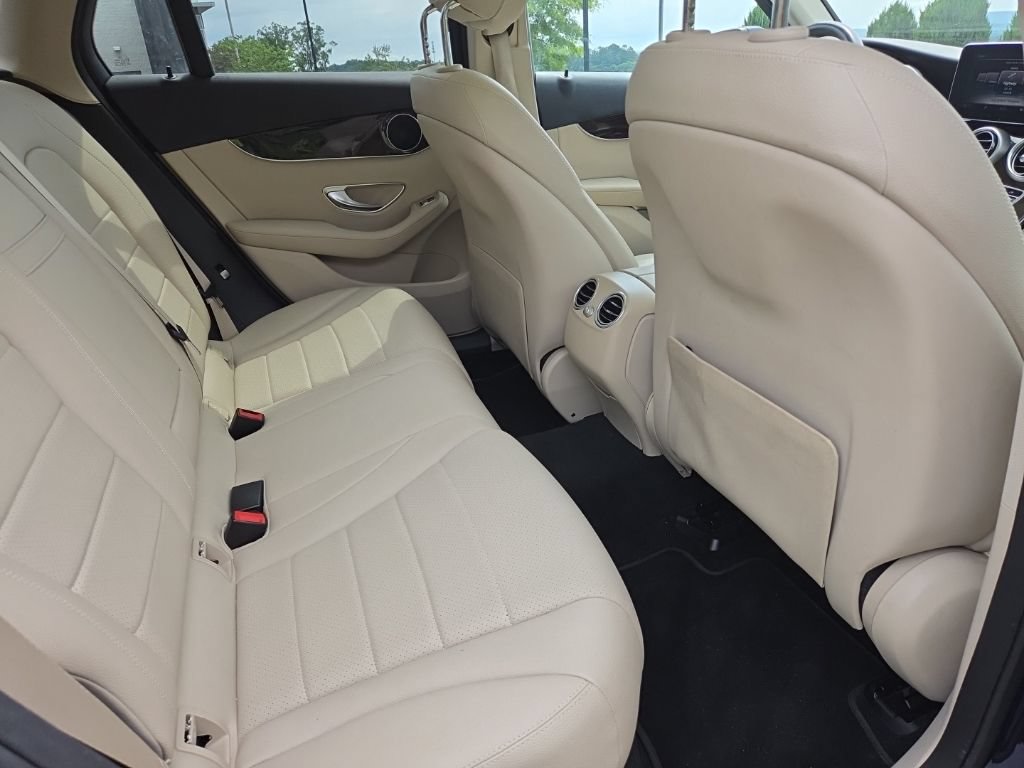 Used 2016 Mercedes-Benz GLC 300 image 11
